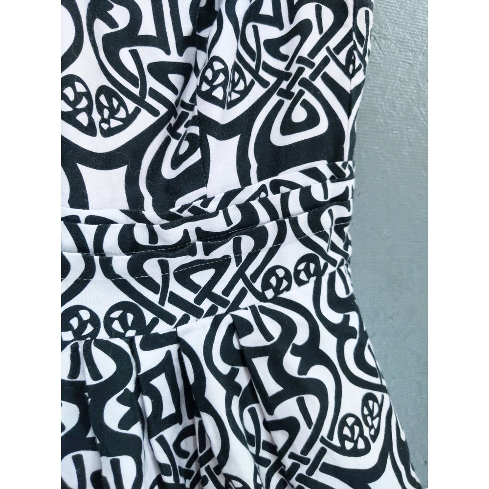 Robbie Bee Fit & Flare Dress Black White Print Lined Pockets Size 4 - Picture 5 of 10
